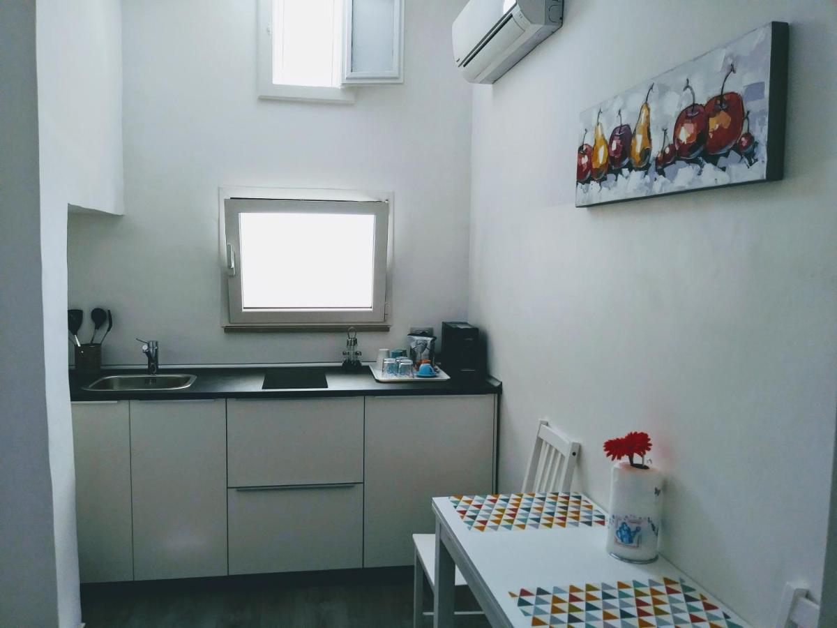 B&B 20 Archi Monopoli Habitación foto